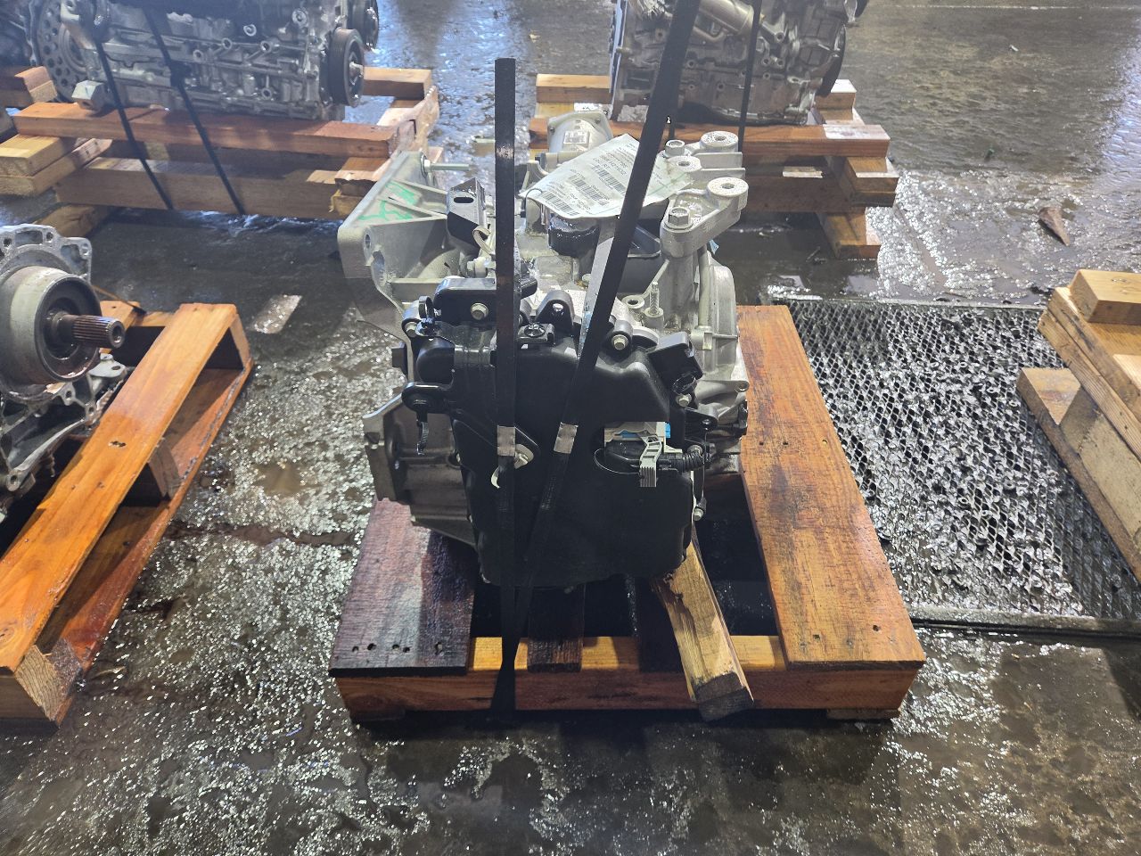 Part image 3