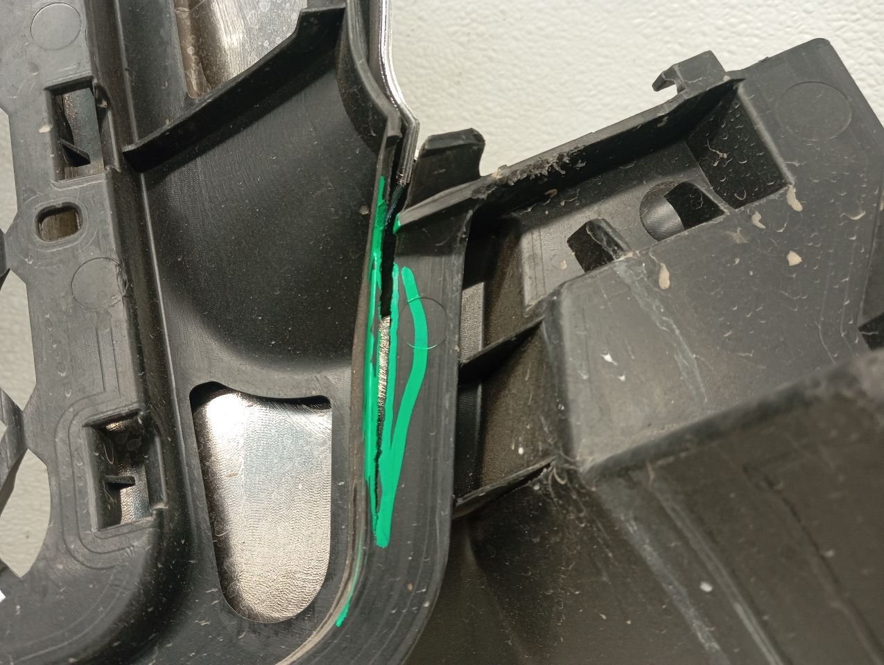 Part image 4