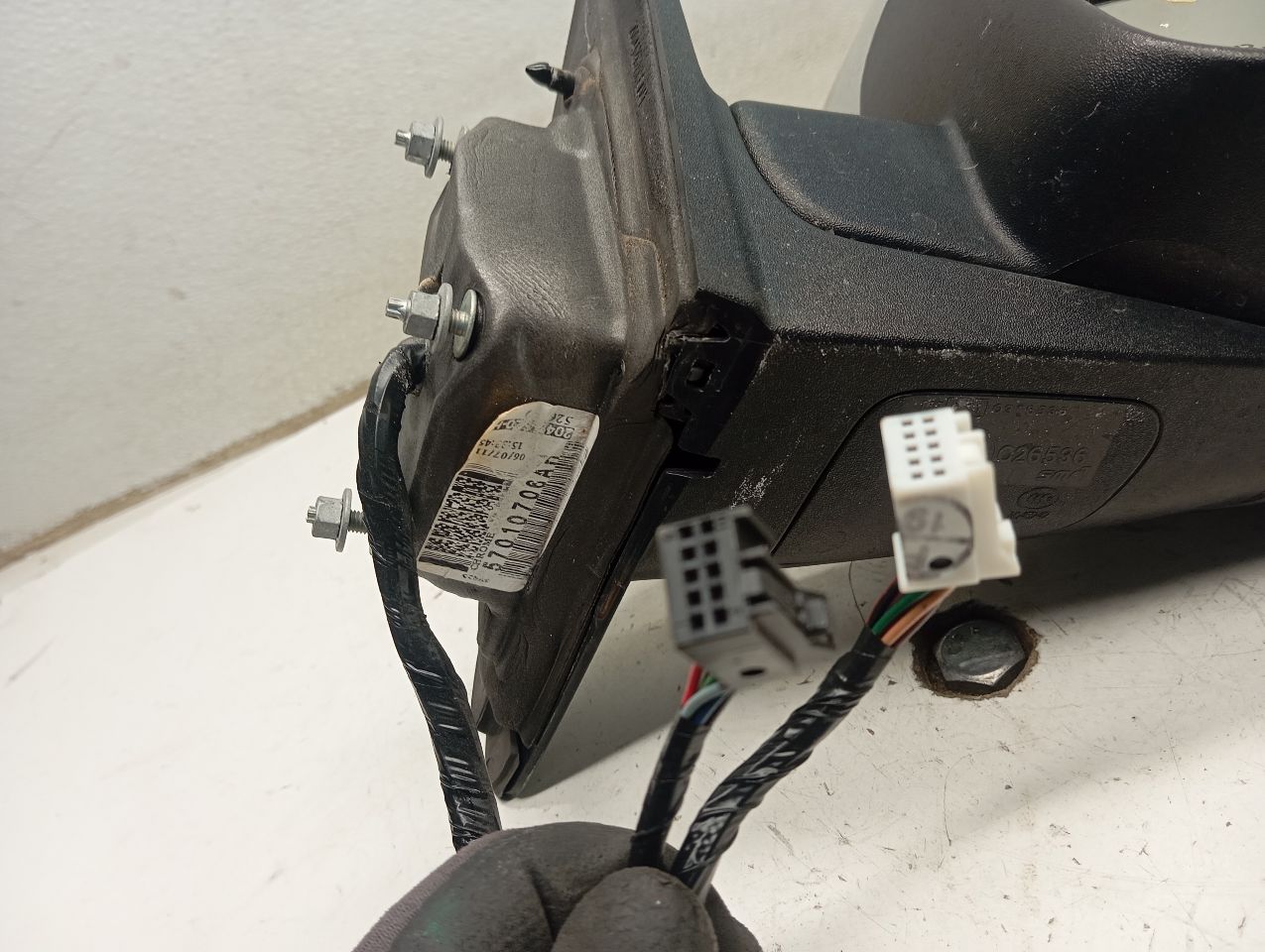 Part image 9