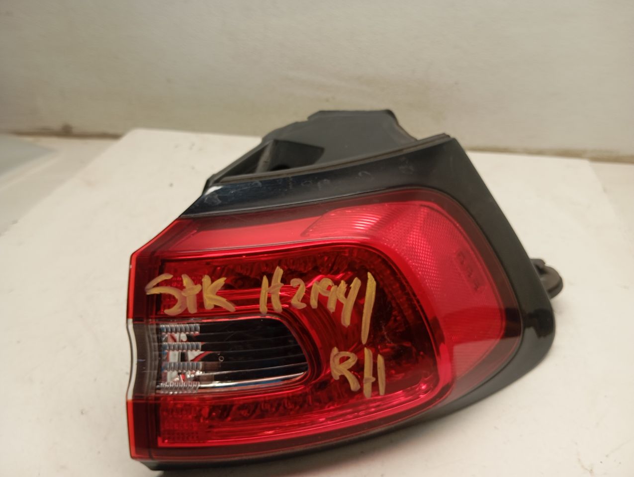 Part image 8