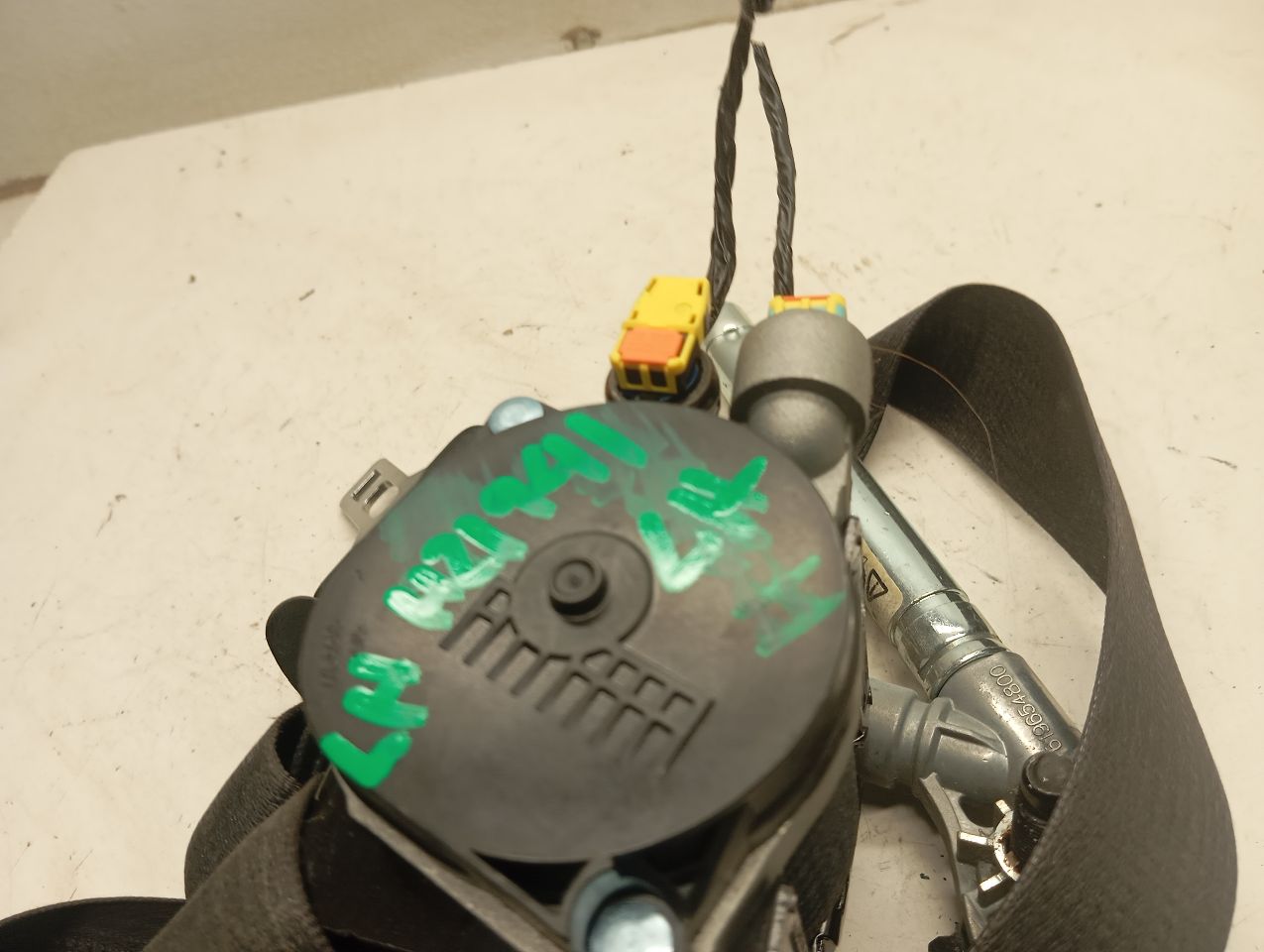Part image 4