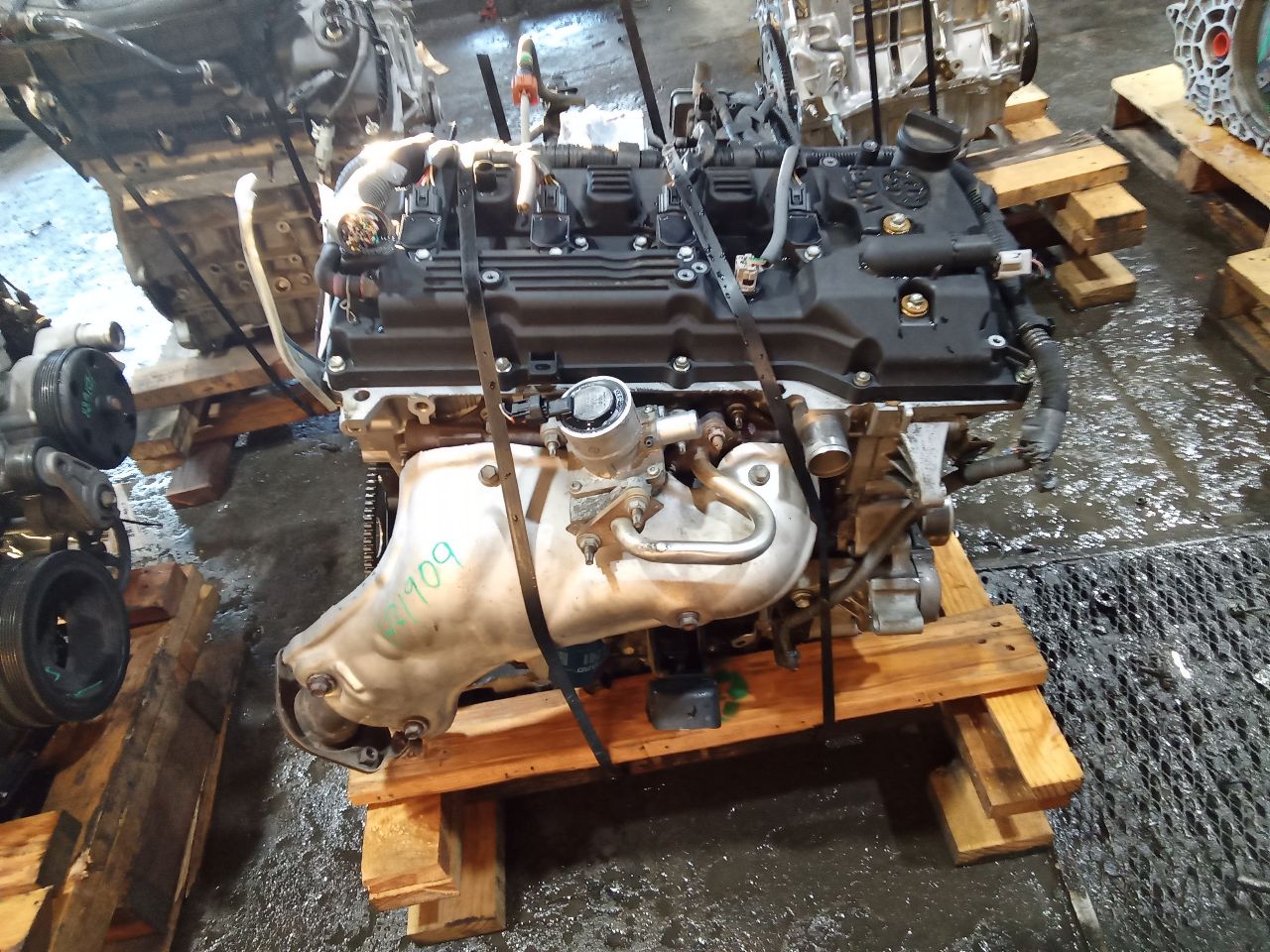Part image 3