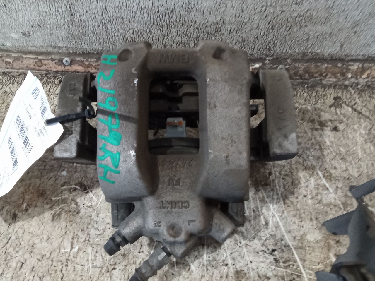 Part image 3