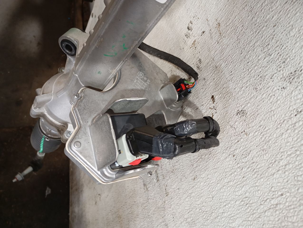 Part image 9