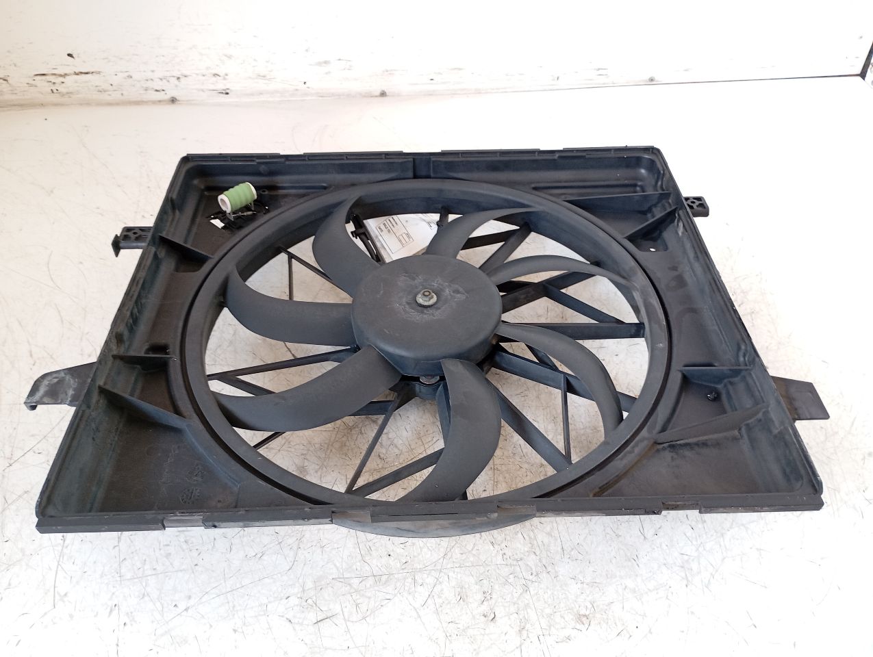 Part image 4