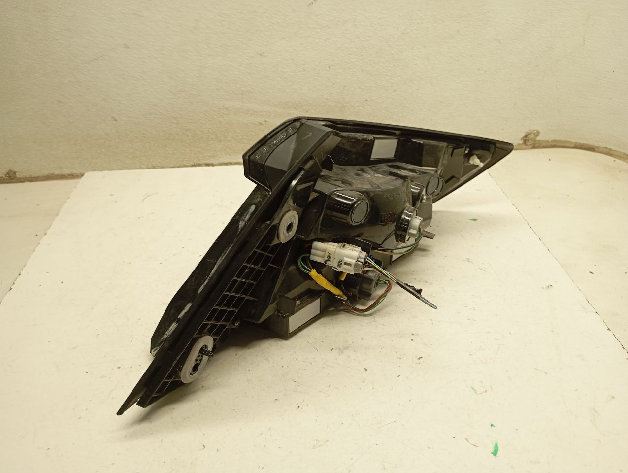 Part image 3