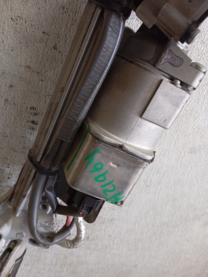 Part image 11