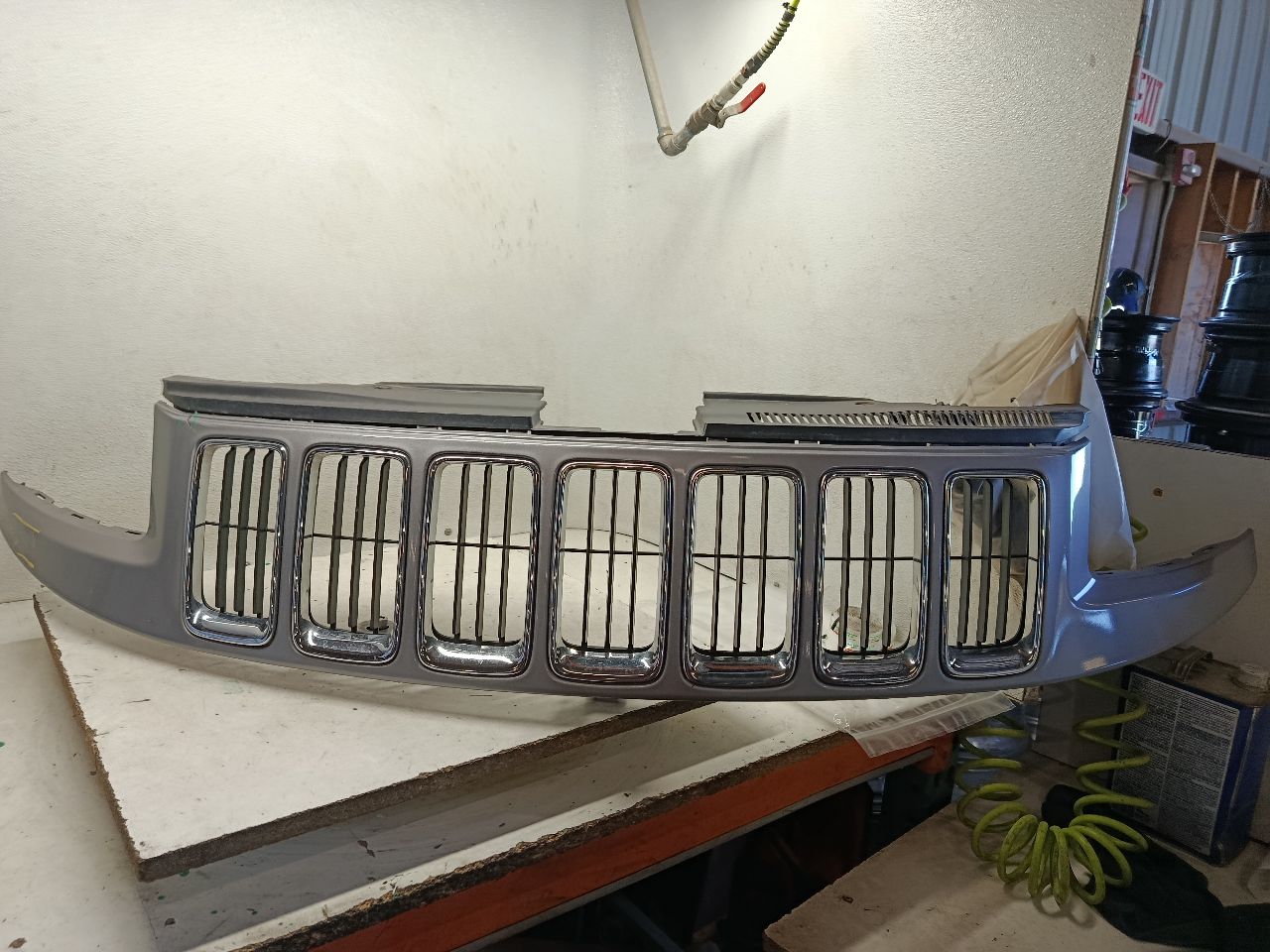 Part image 4