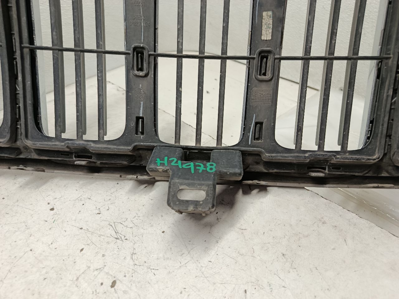 Part image 7