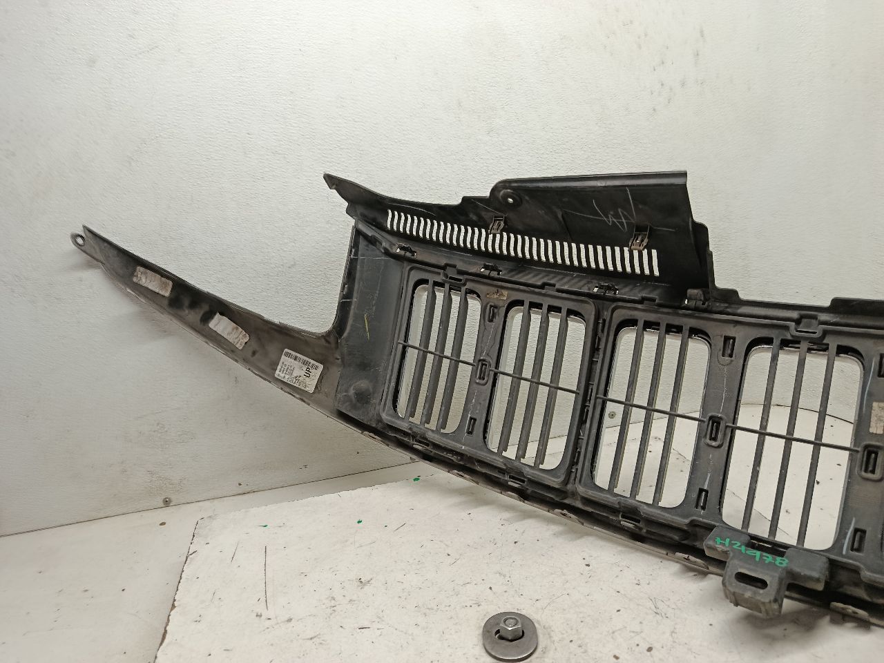 Part image 8