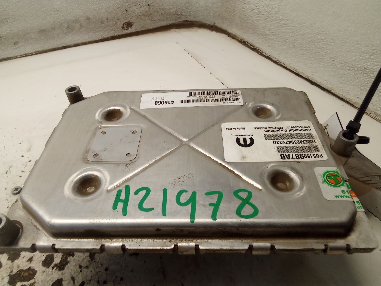Part image 3