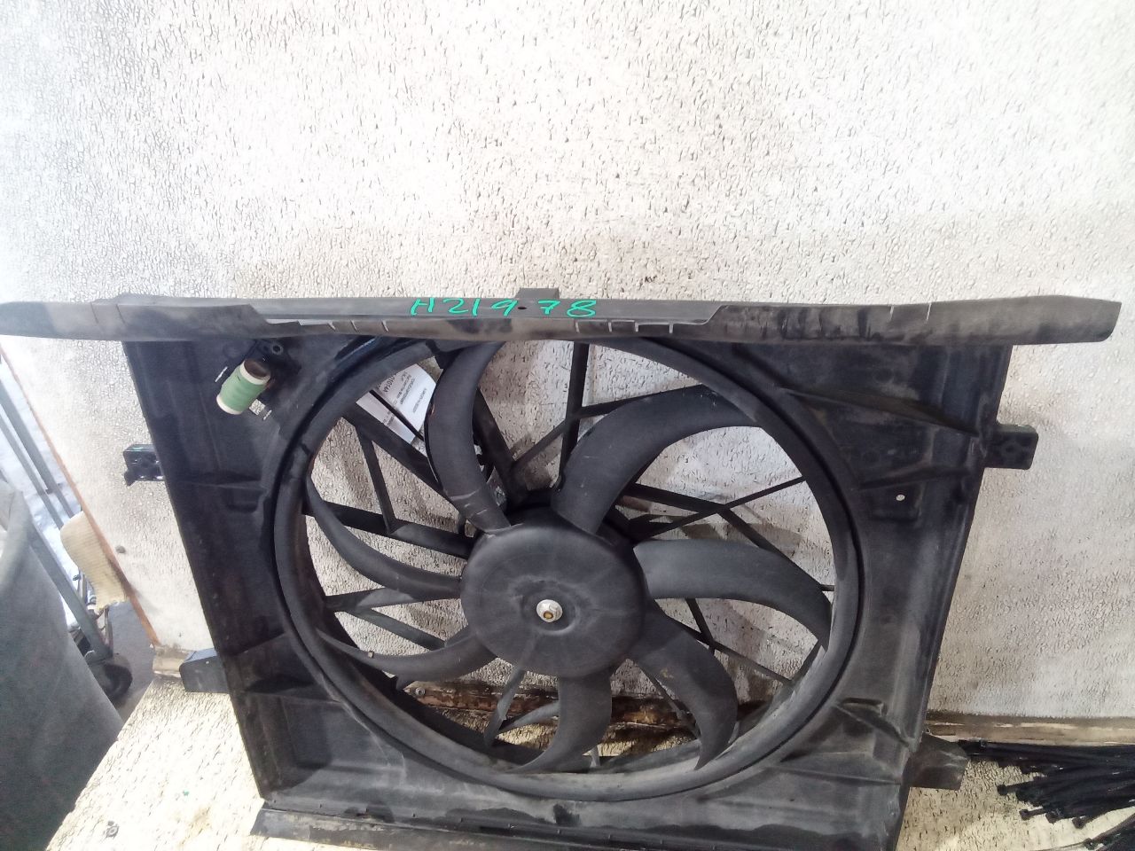 Part image 8