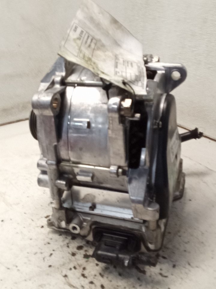 Part image 8