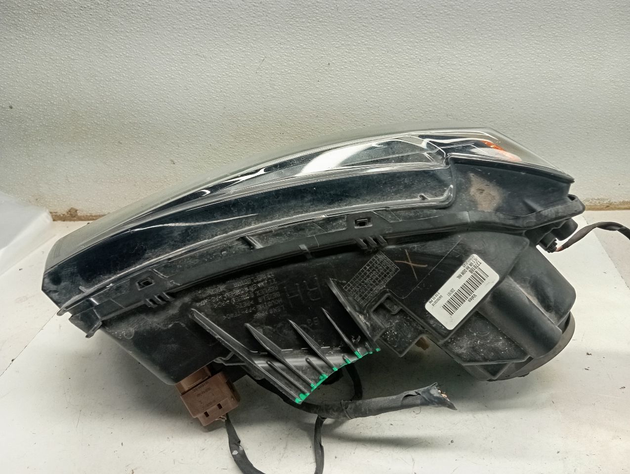 Part image 4