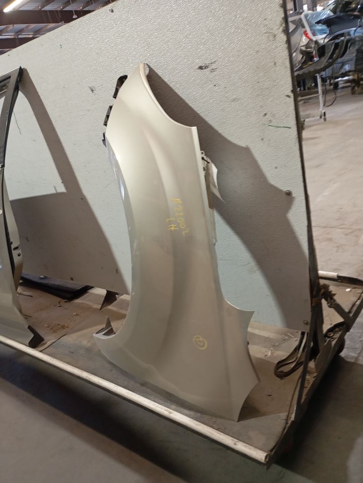 Part image 3