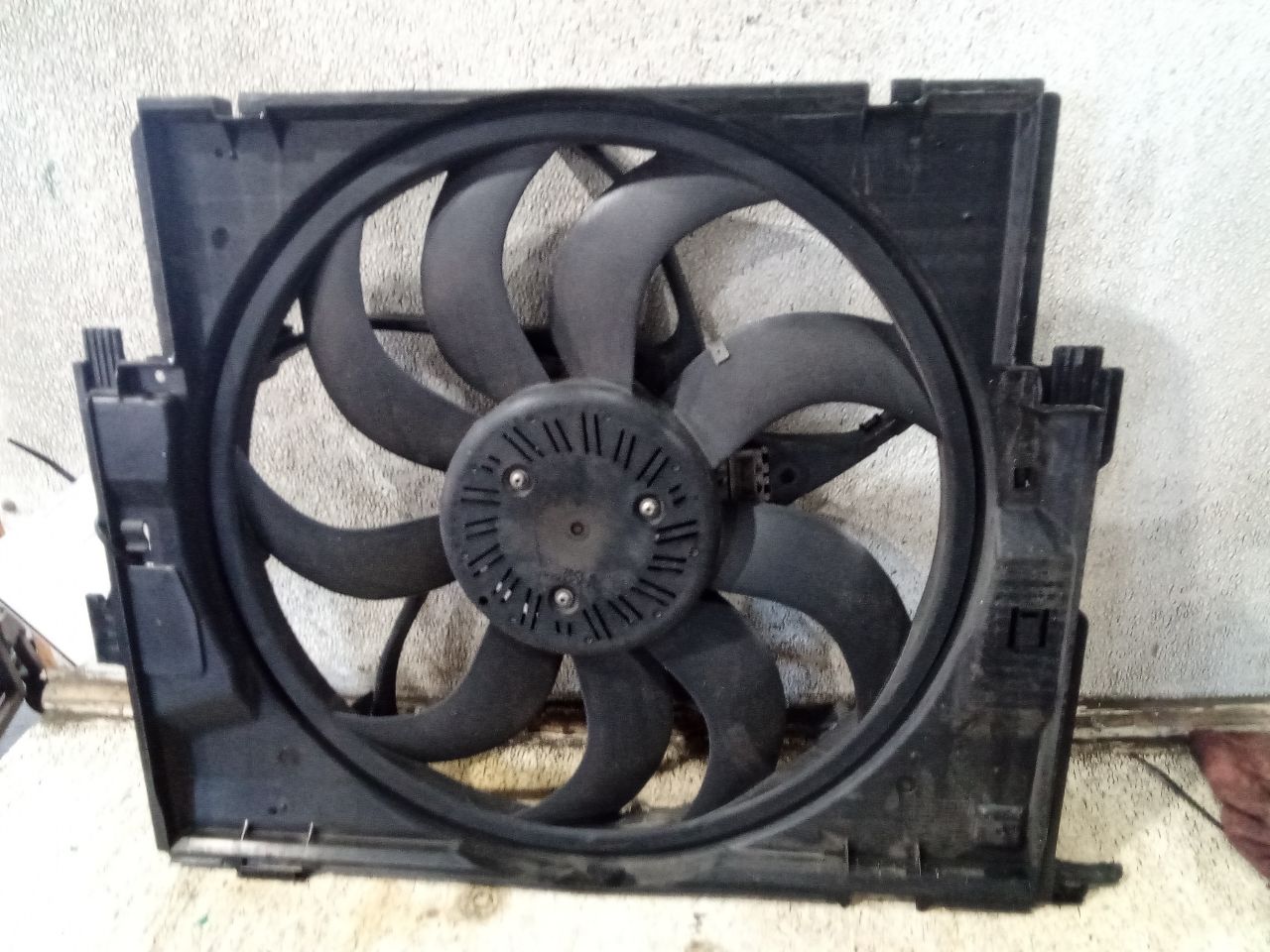 Part image 9