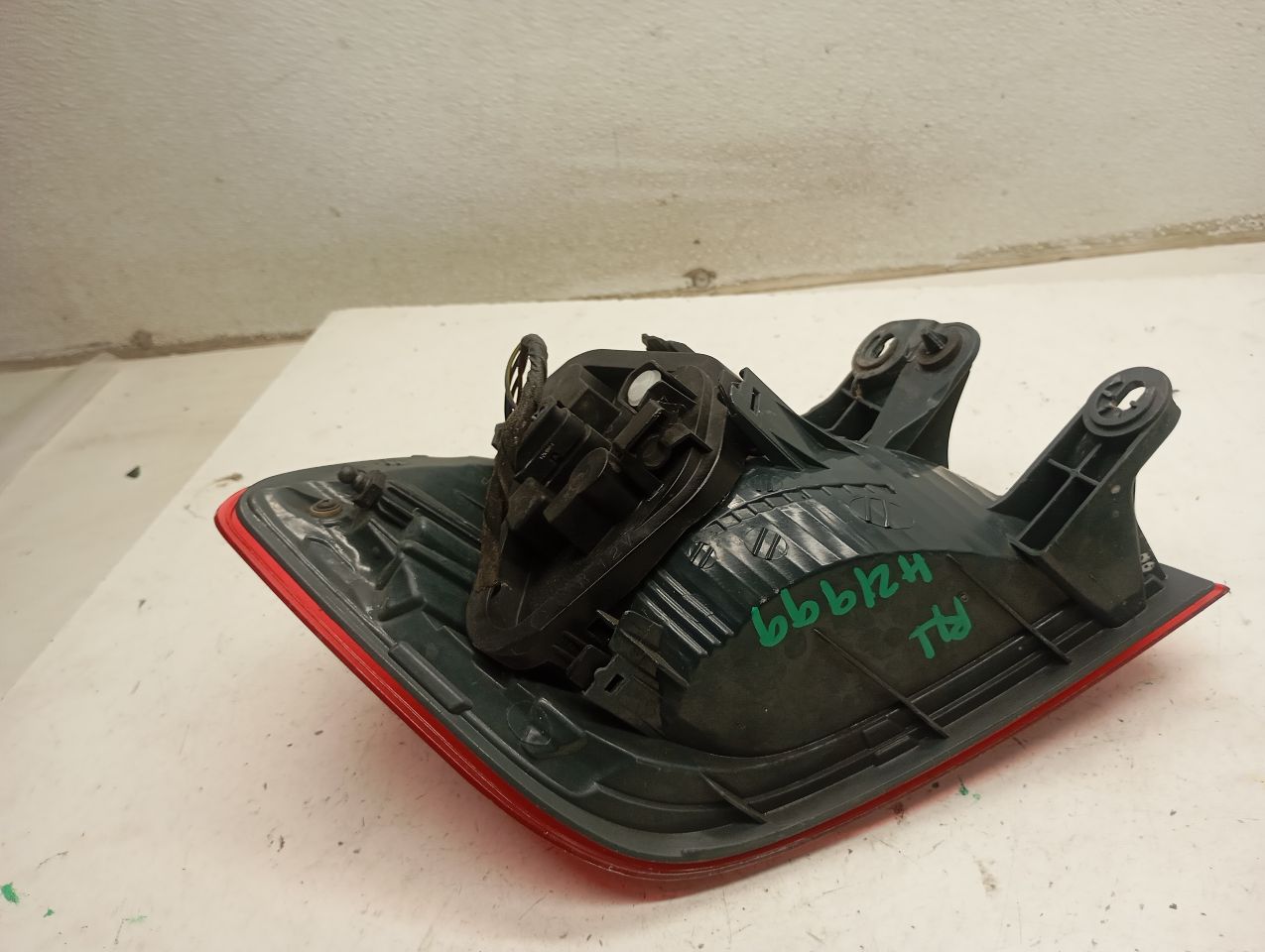 Part image 5