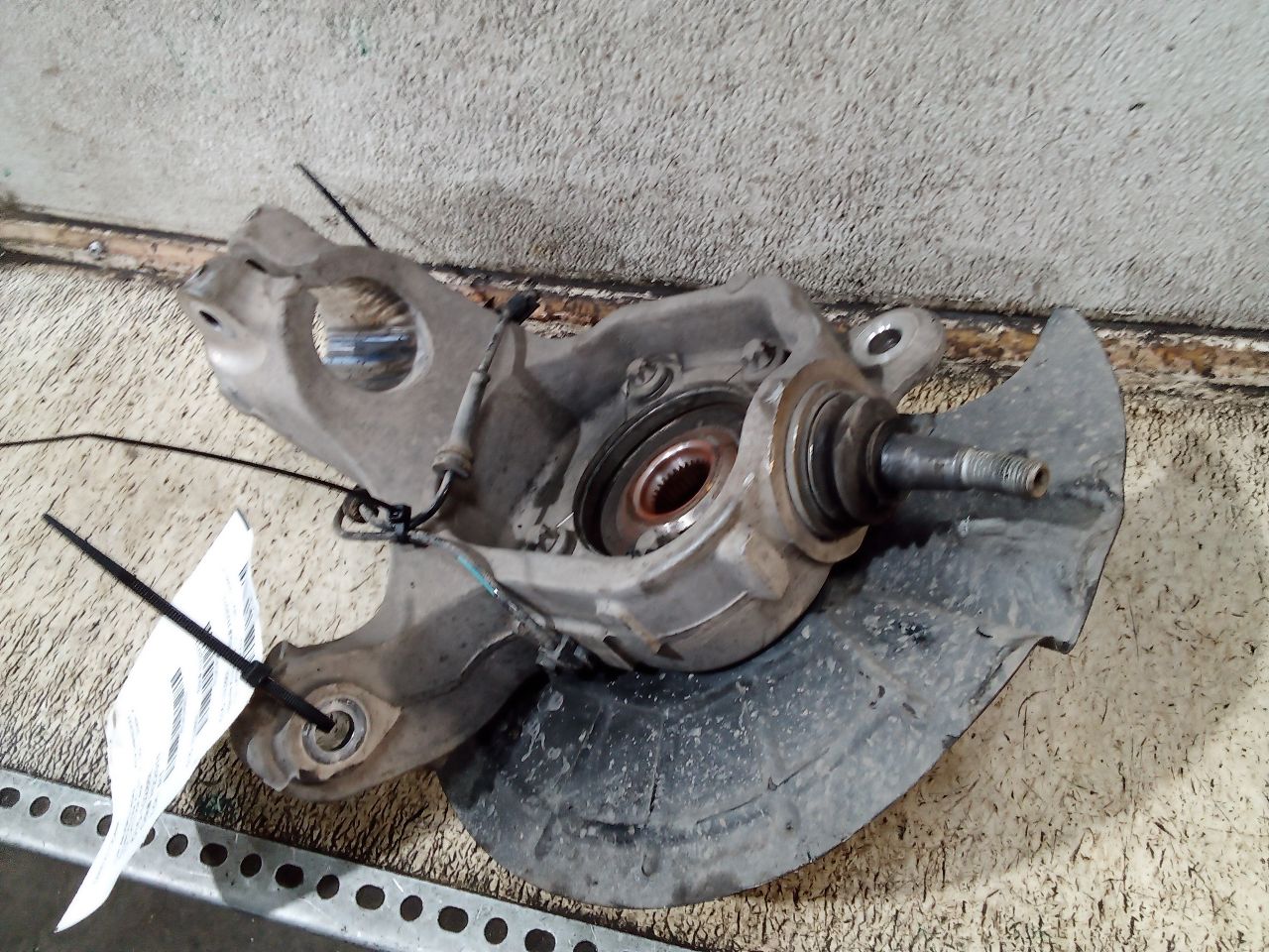 Part image 3