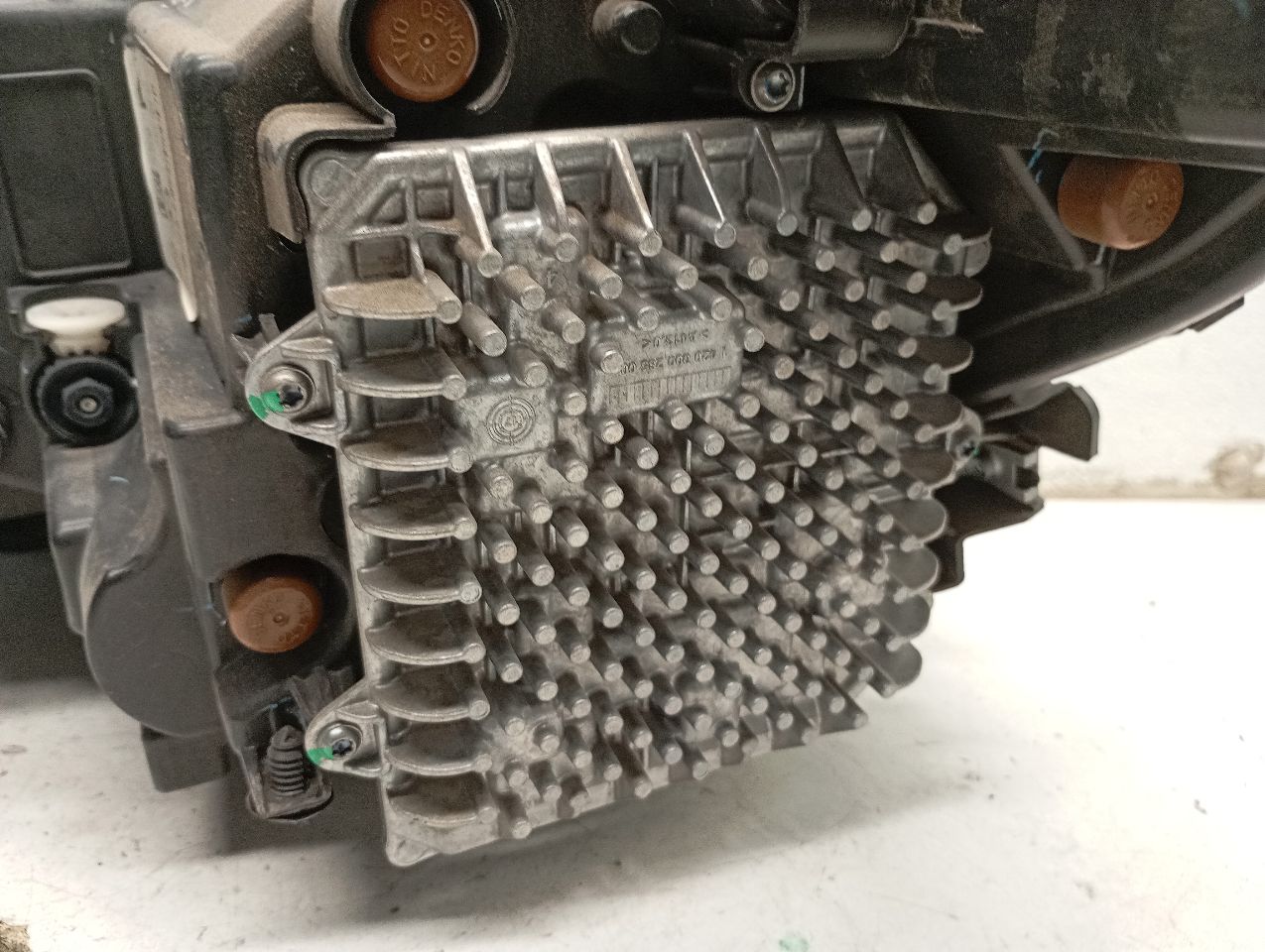 Part image 7