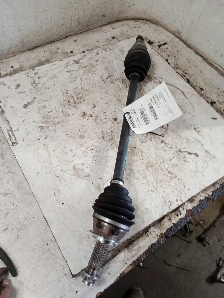 2017 Subaru FORESTER Axle Shaft