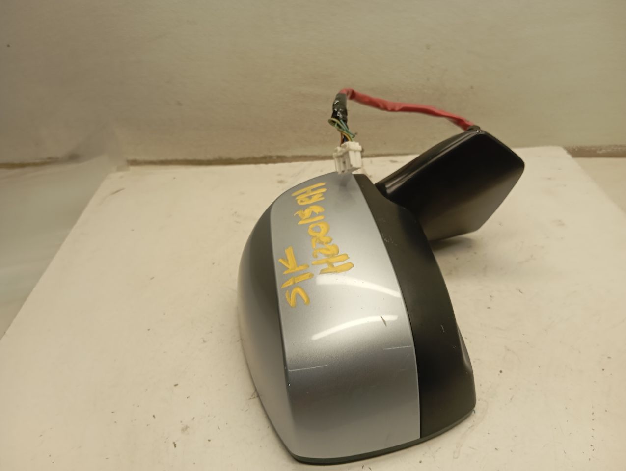 Part image 3