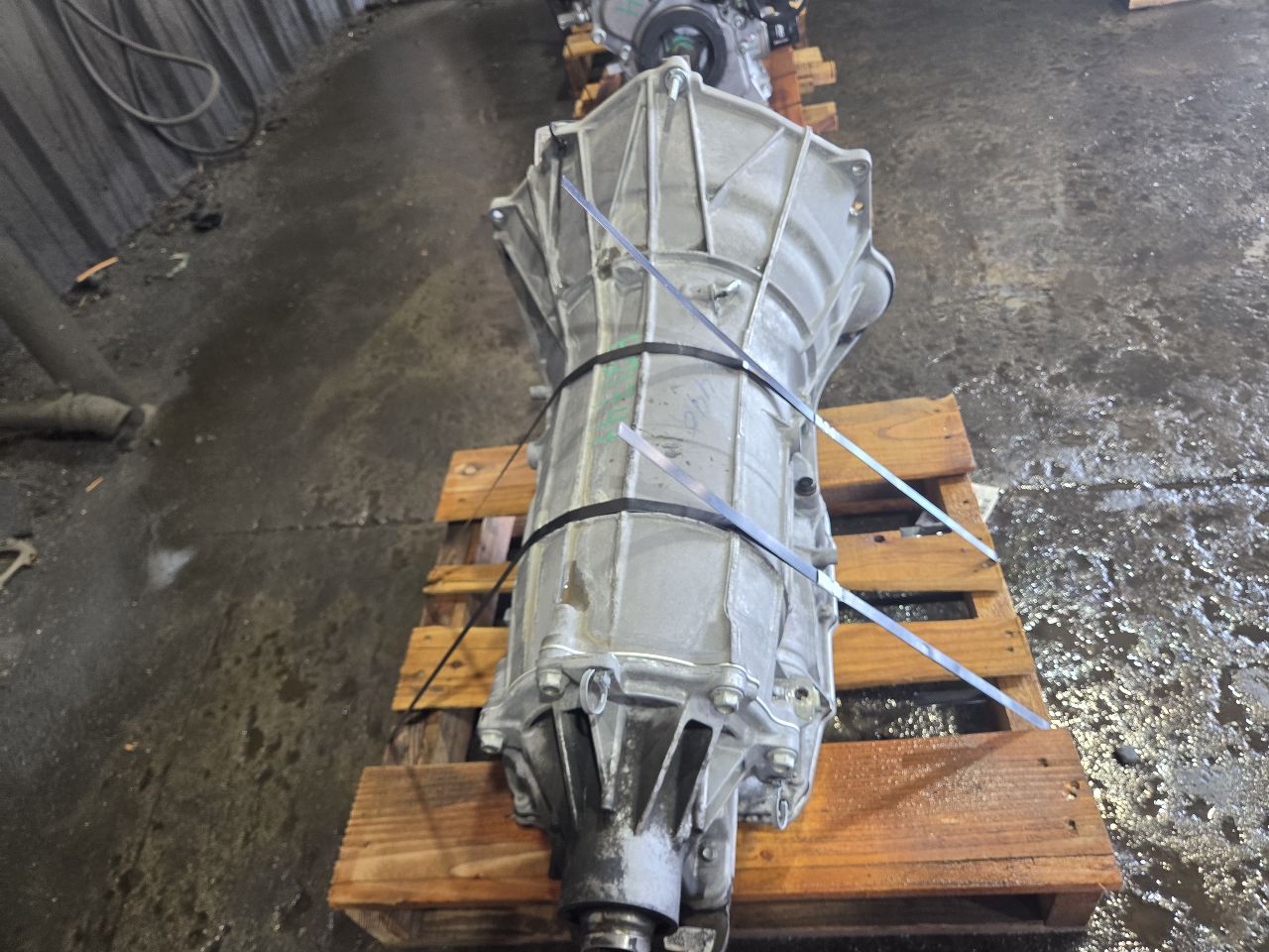 Part image 3