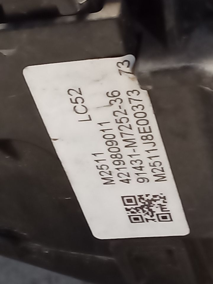 Part image 8