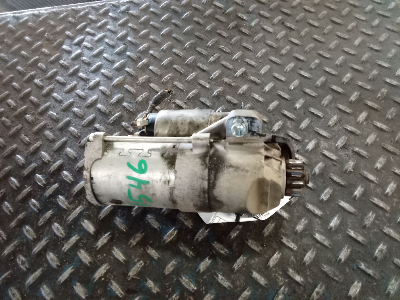 Part image 3