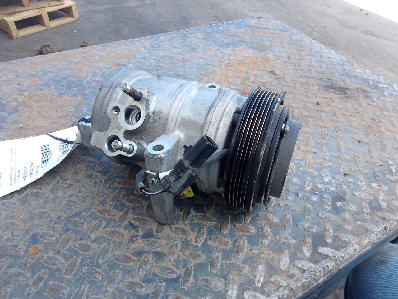 Part image 4