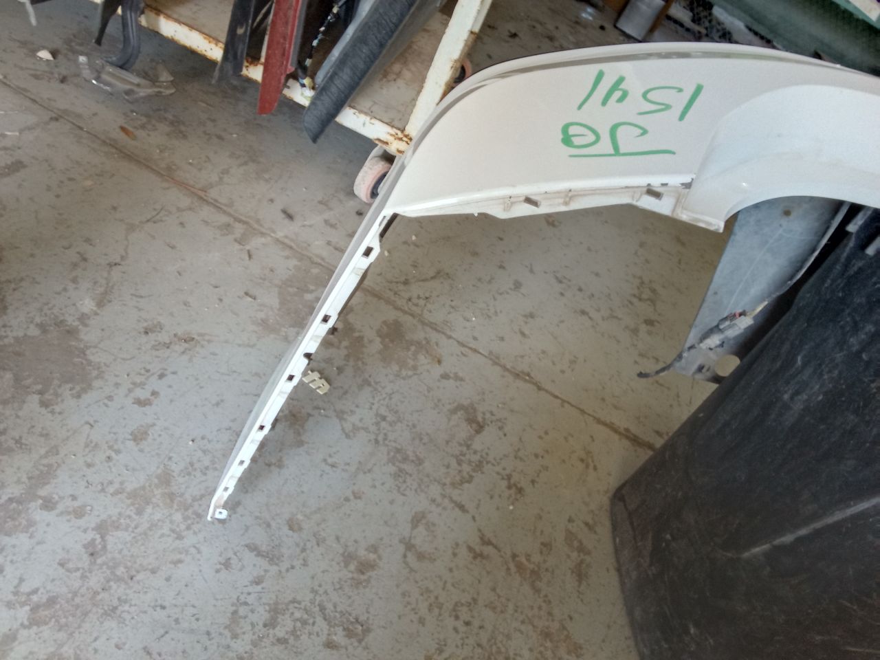 Part image 3
