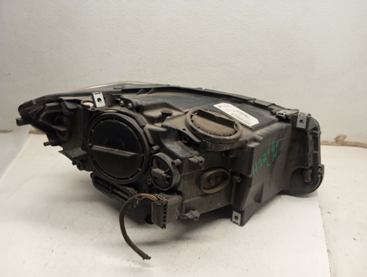 Part image 3