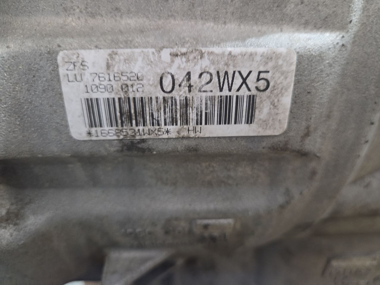 Part image 3