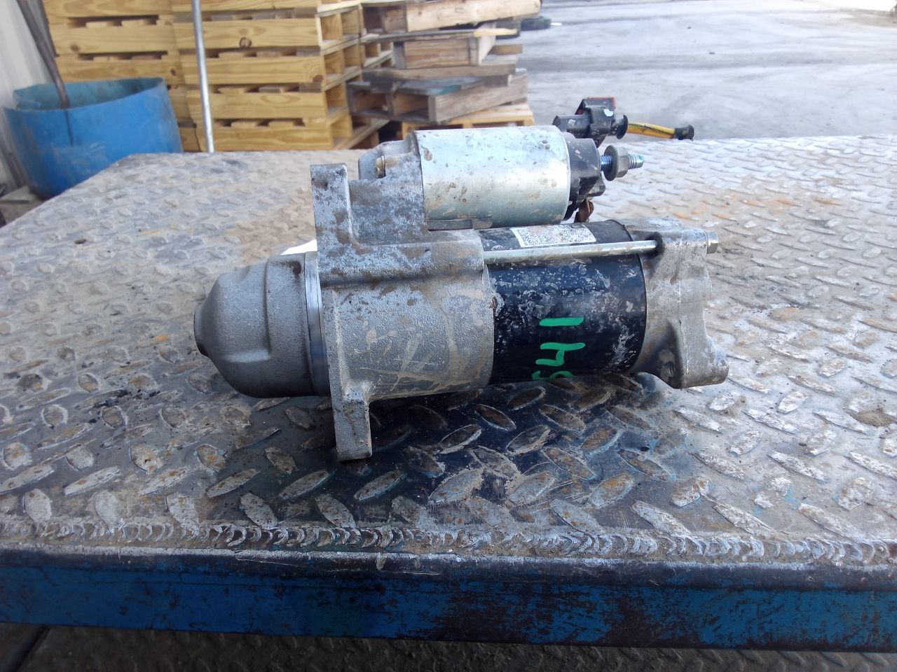 Part image 3