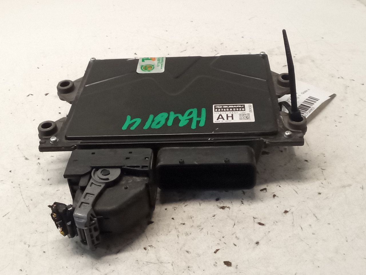 Part image 3