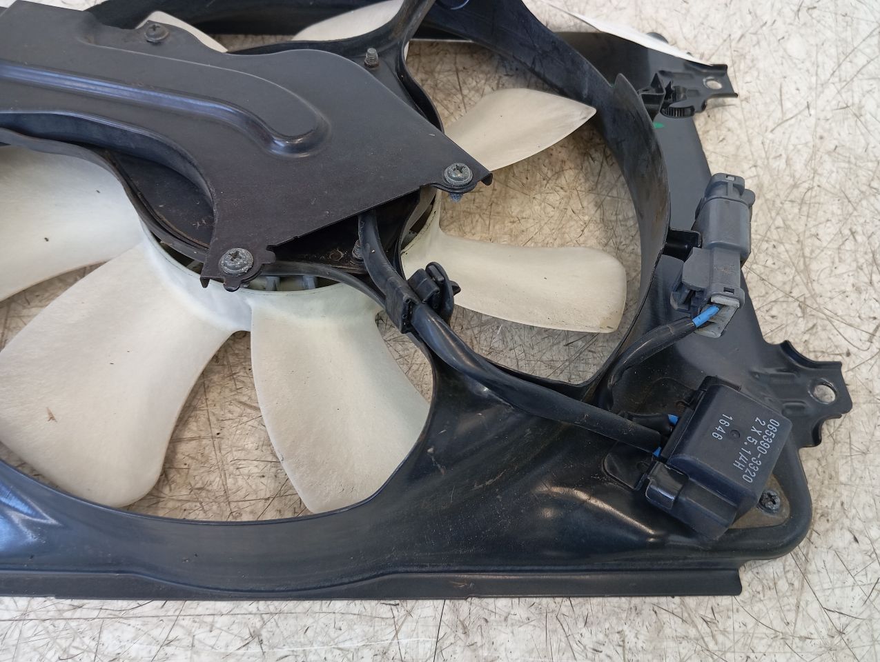 Part image 3