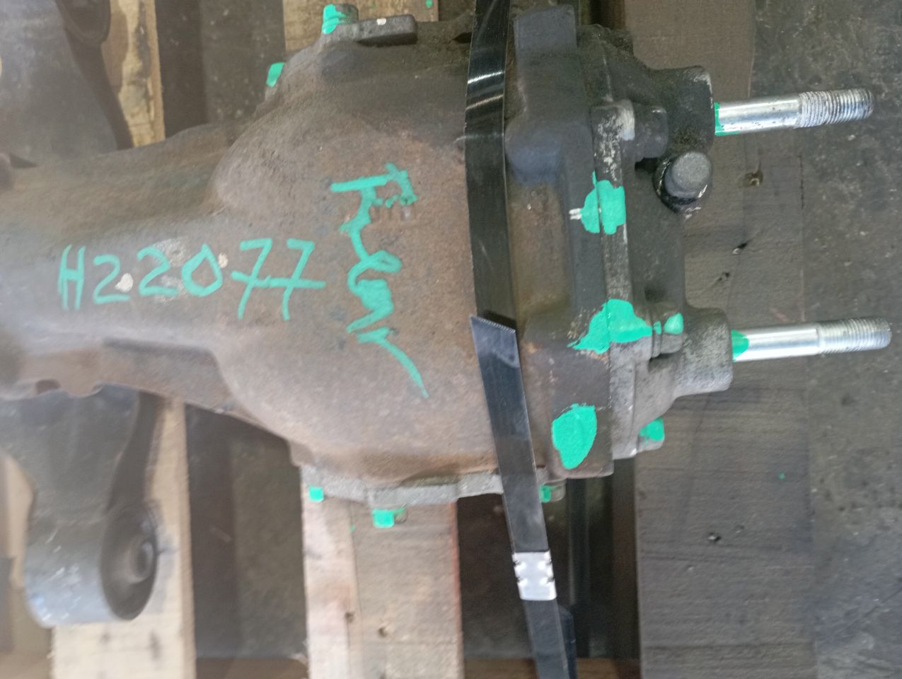 Part image 3
