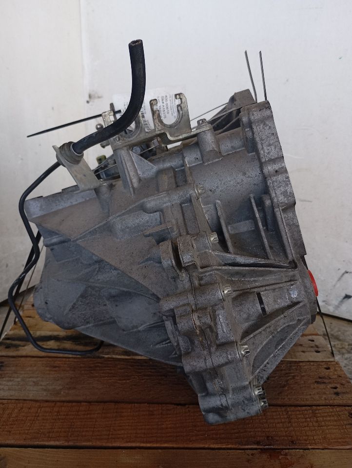 Part image 3