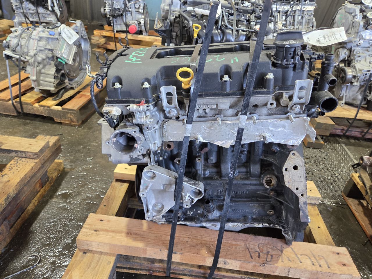 Part image 3