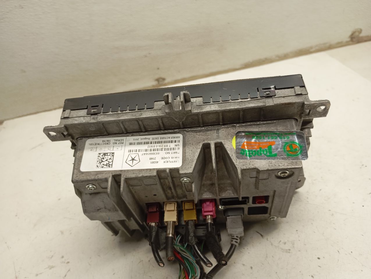 Part image 3