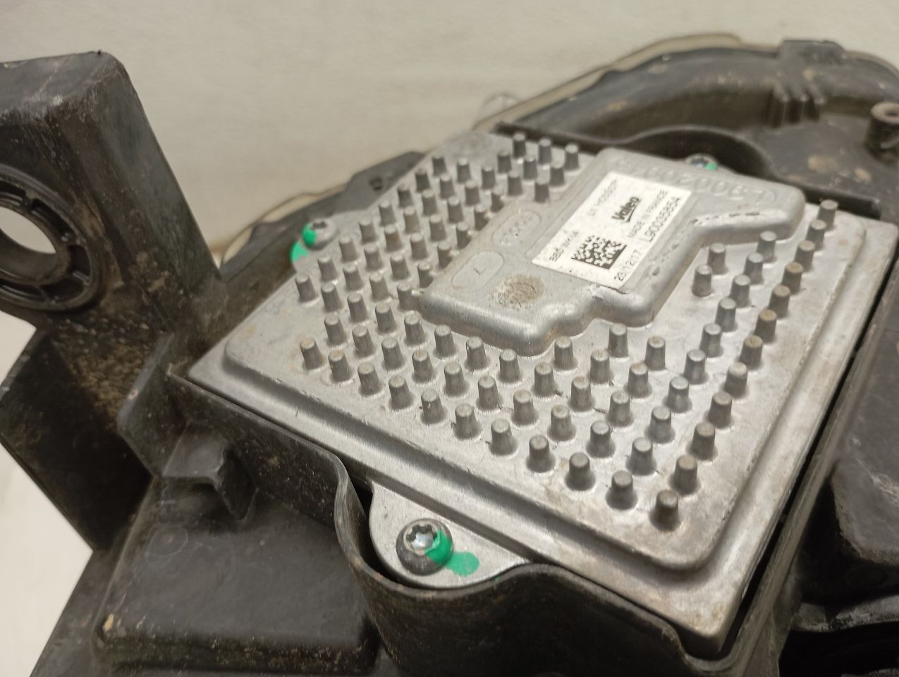Part image 11