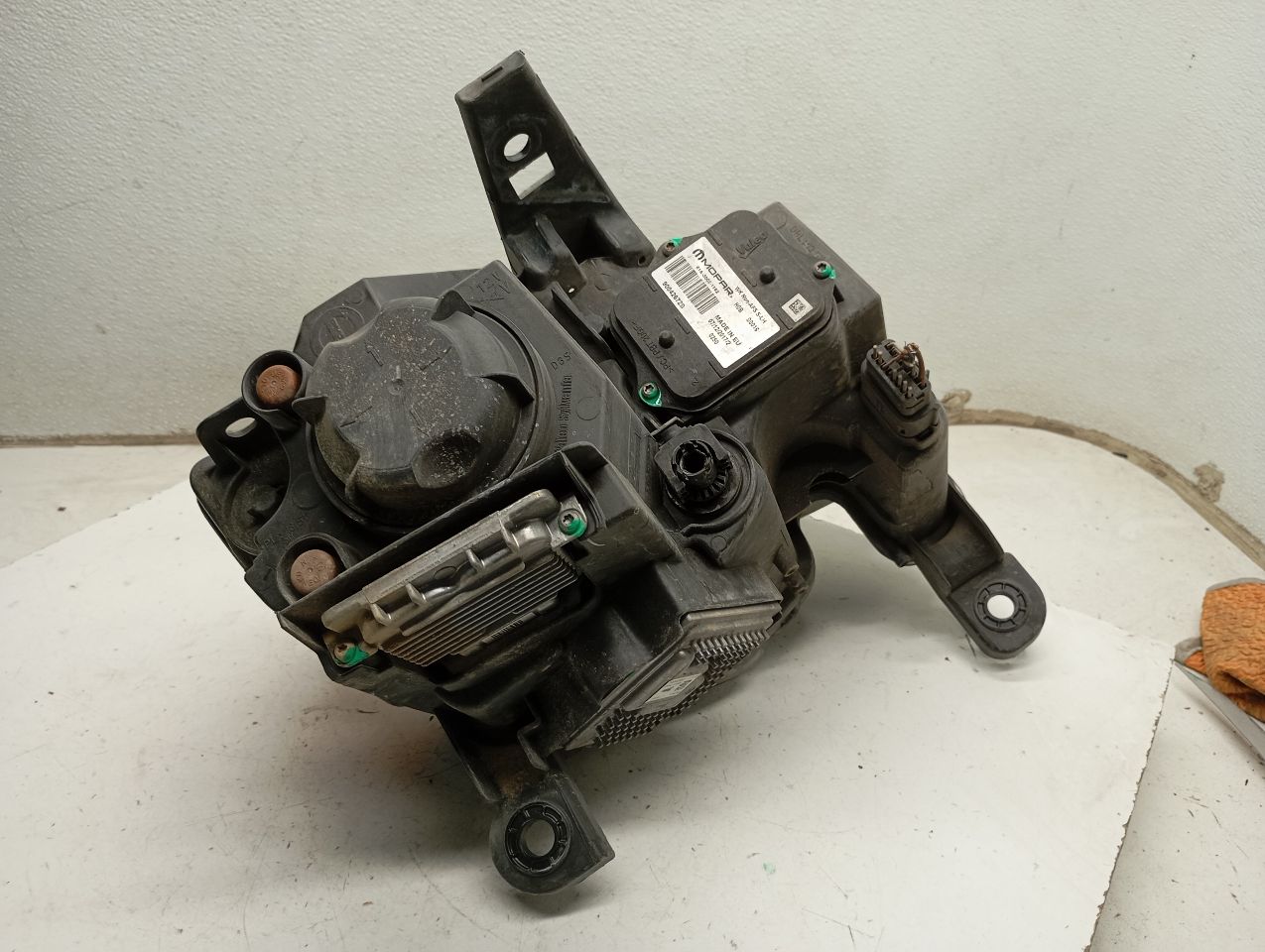 Part image 8
