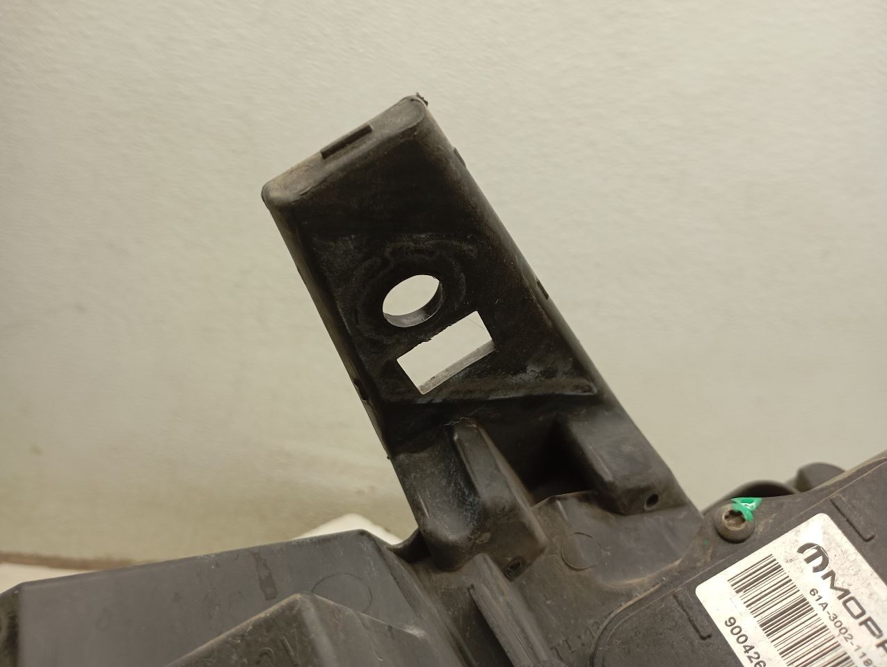 Part image 11