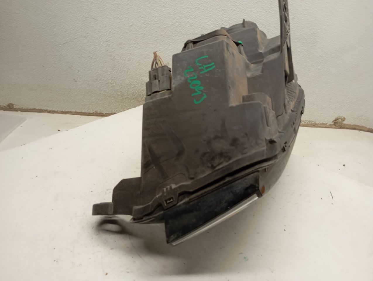 Part image 15