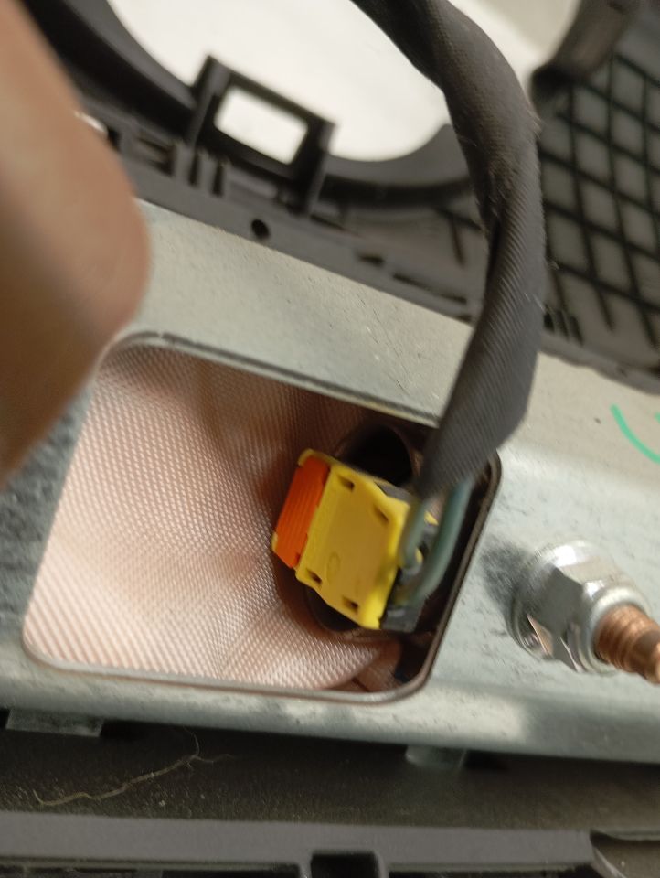 Part image 8