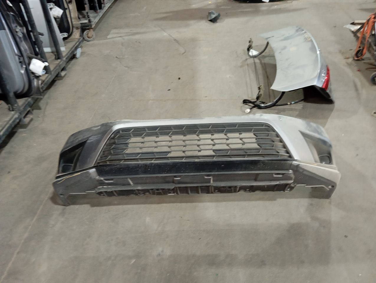 Part image 3