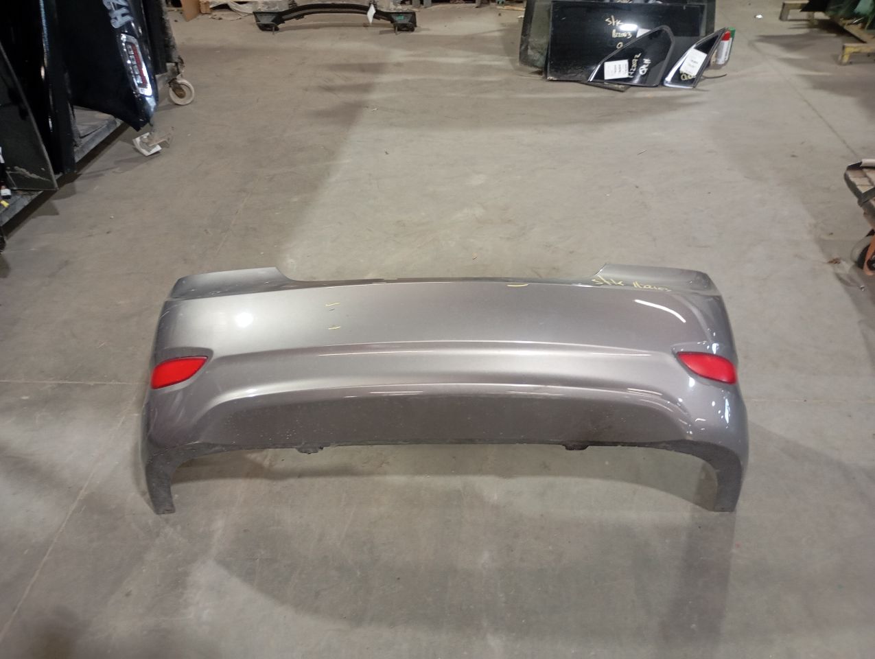 Part image 3