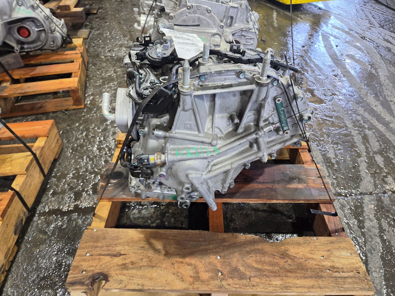 Part image 3