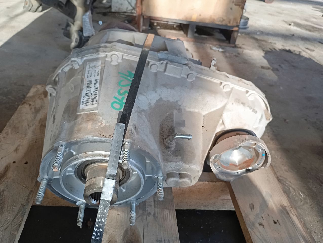 Part image 3