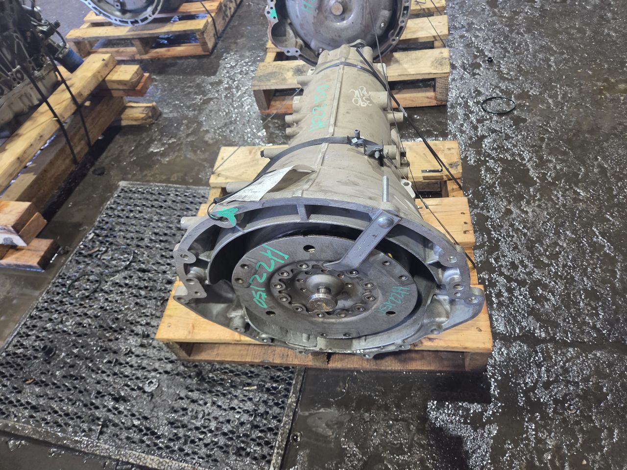 Part image 3