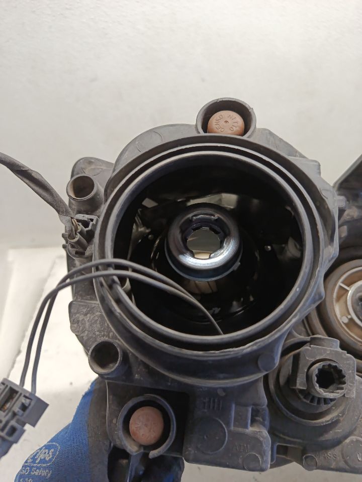 Part image 10